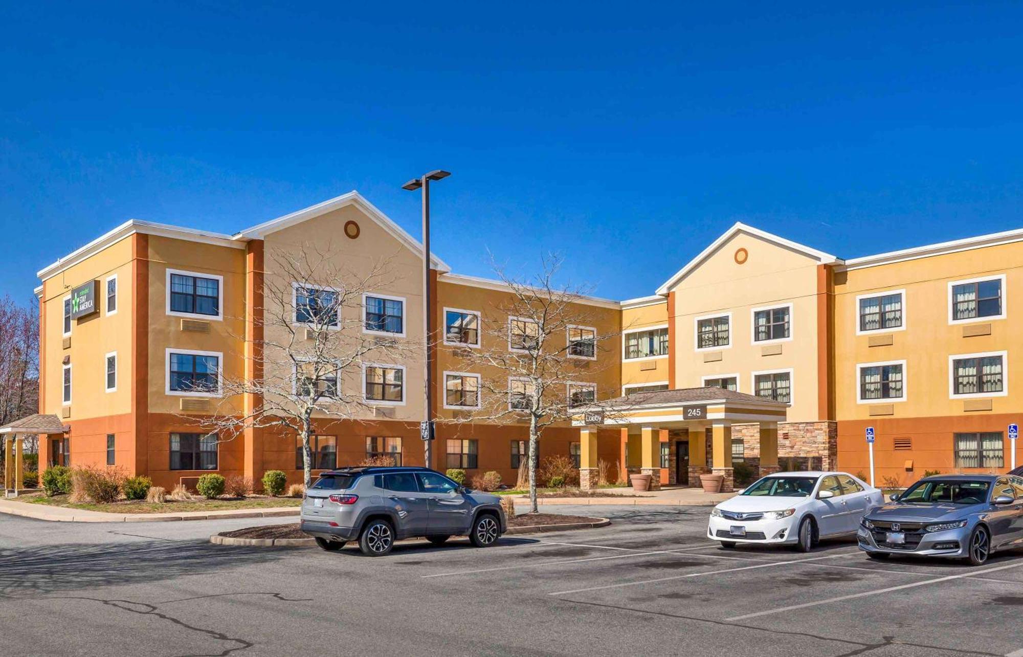 Extended Stay America Suites - Providence - Warwick Exterior photo
